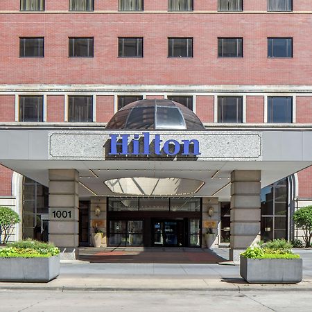 Hilton Minneapolis Bagian luar foto